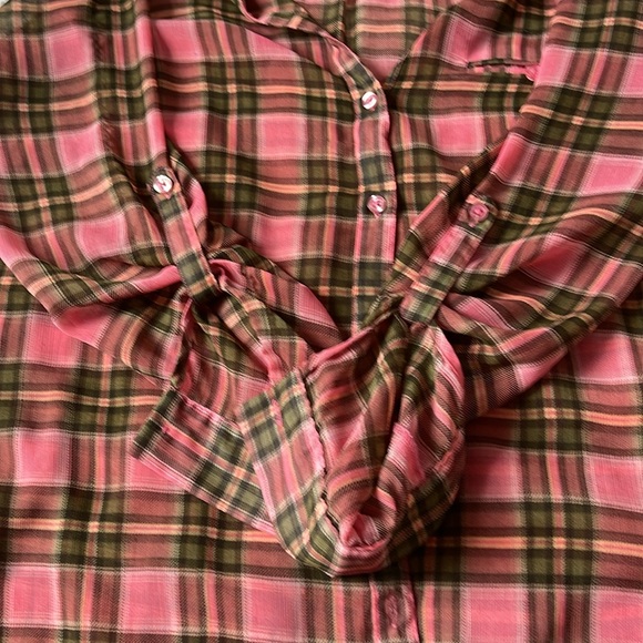 Kit from the Kloth Shirt - Picture 10 of 10